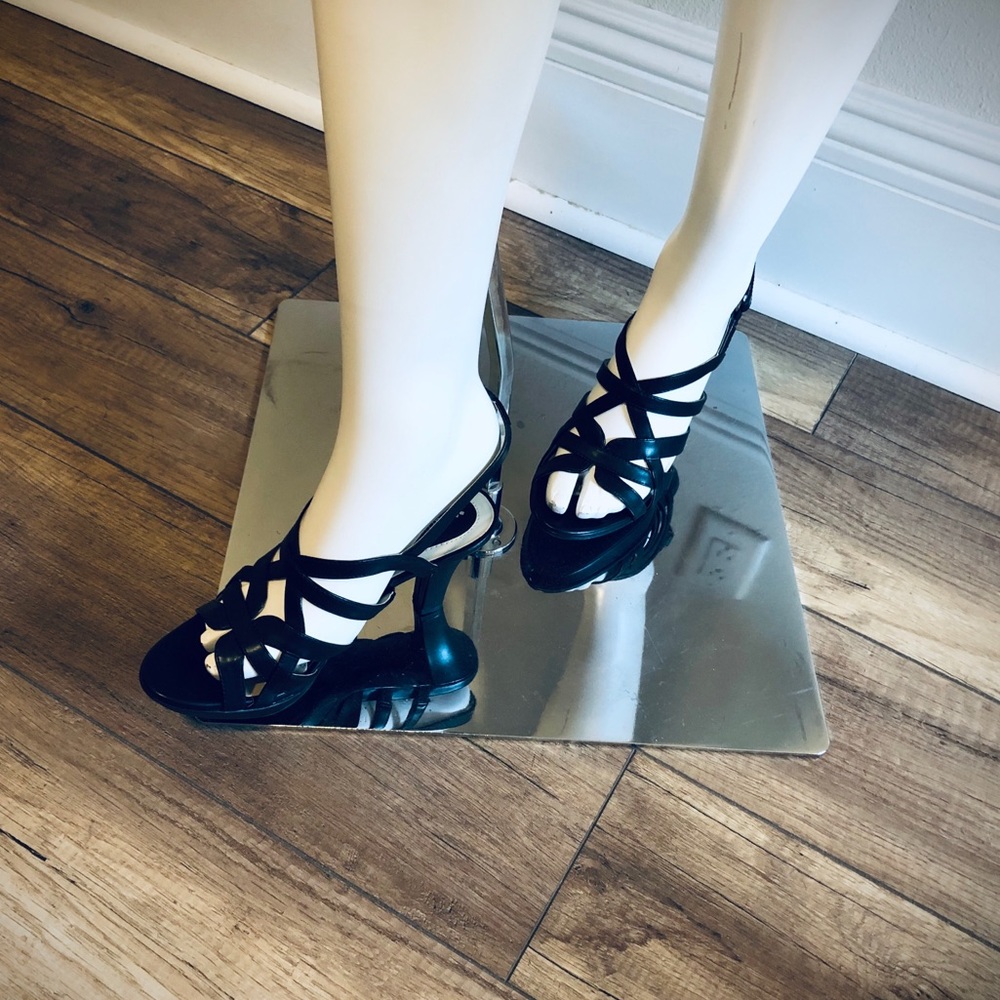 Naturalizer • Comfort High Heels • Black